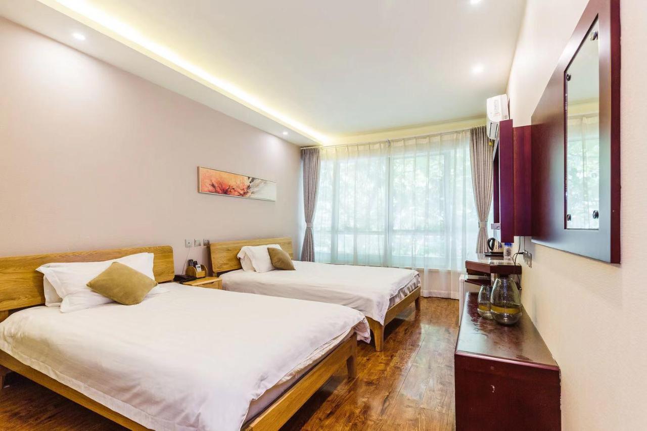 J Hotel เซี่ยงไฮ้ ภายนอก รูปภาพ
